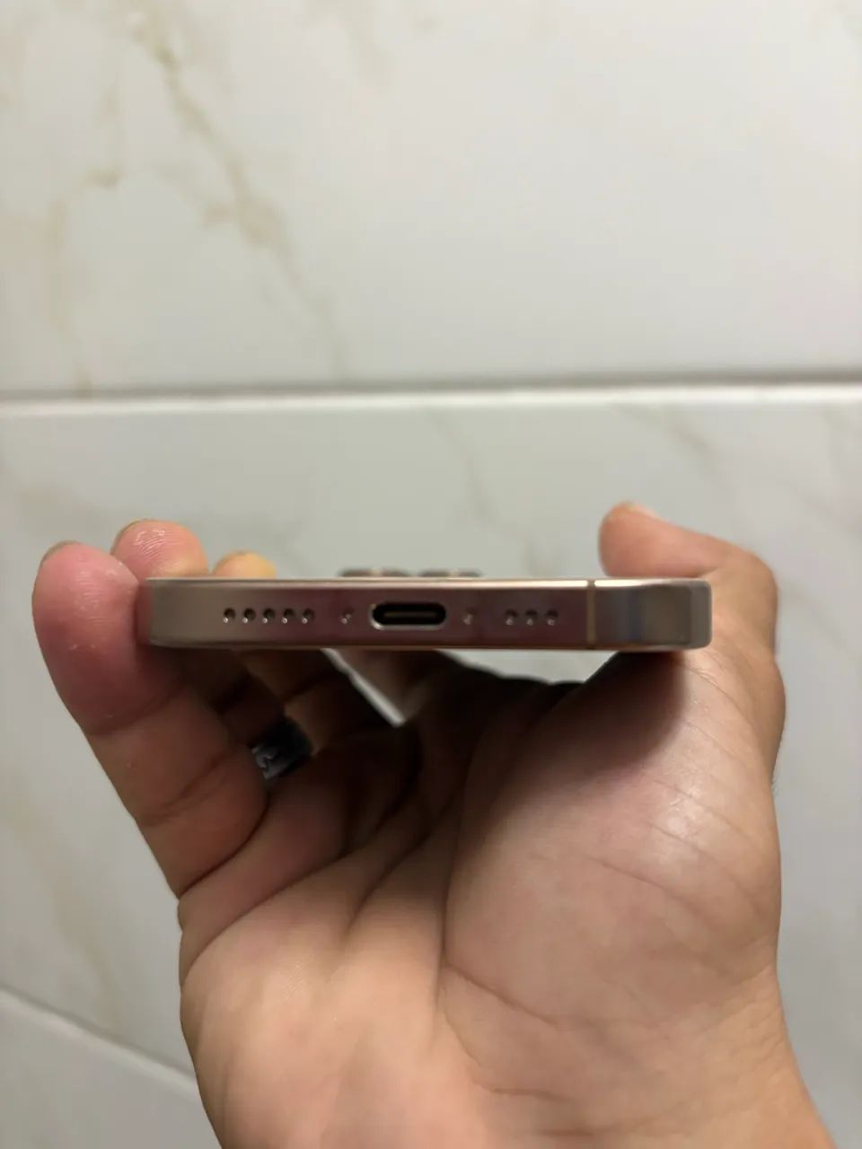 iphone 16 pro 128Gb Desert  - Foto 3