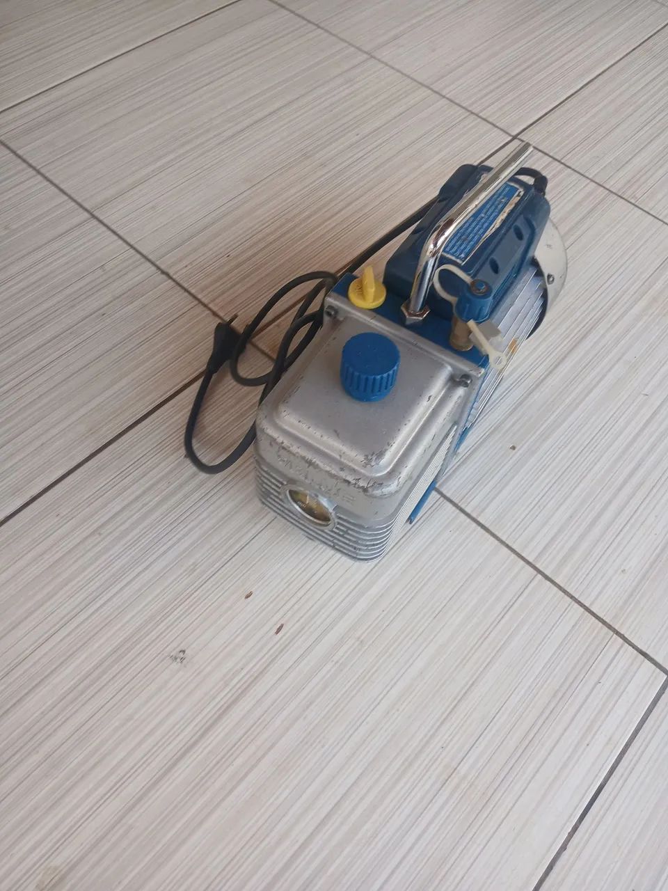 Bomba de vacuo 8cfm e expansor e flangeador spin e kit curvador - Foto 2