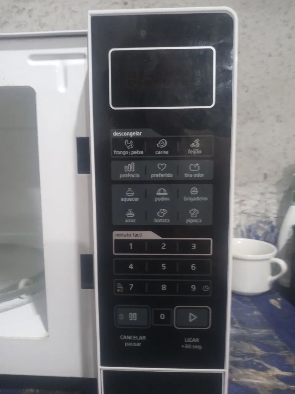 Microondas Mideia 20 litros 127v - Foto 3