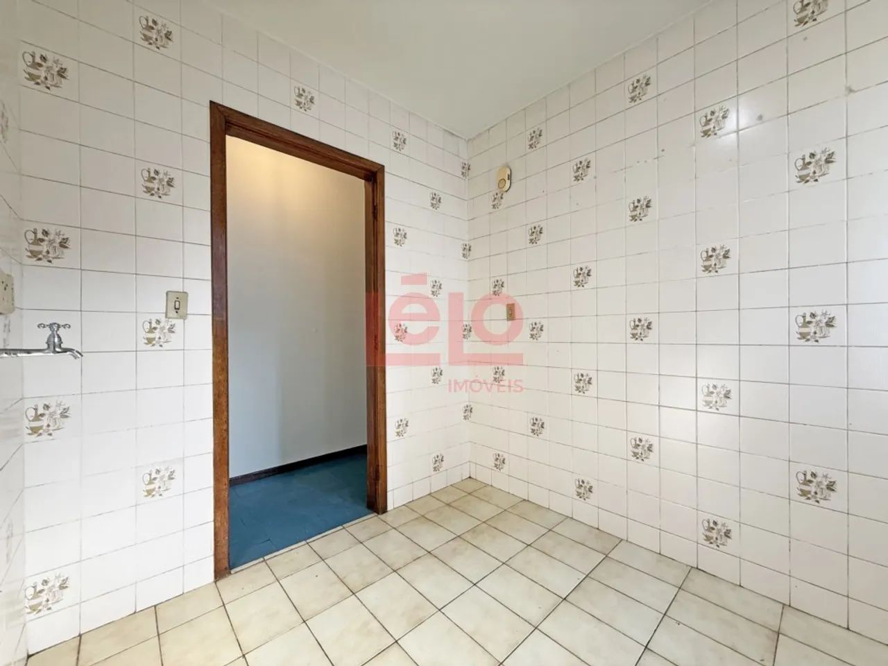 Apartamento de 2 quartos para alugar na Zona 07 em Maringá, com garagem coberta e próximo  - Foto 5