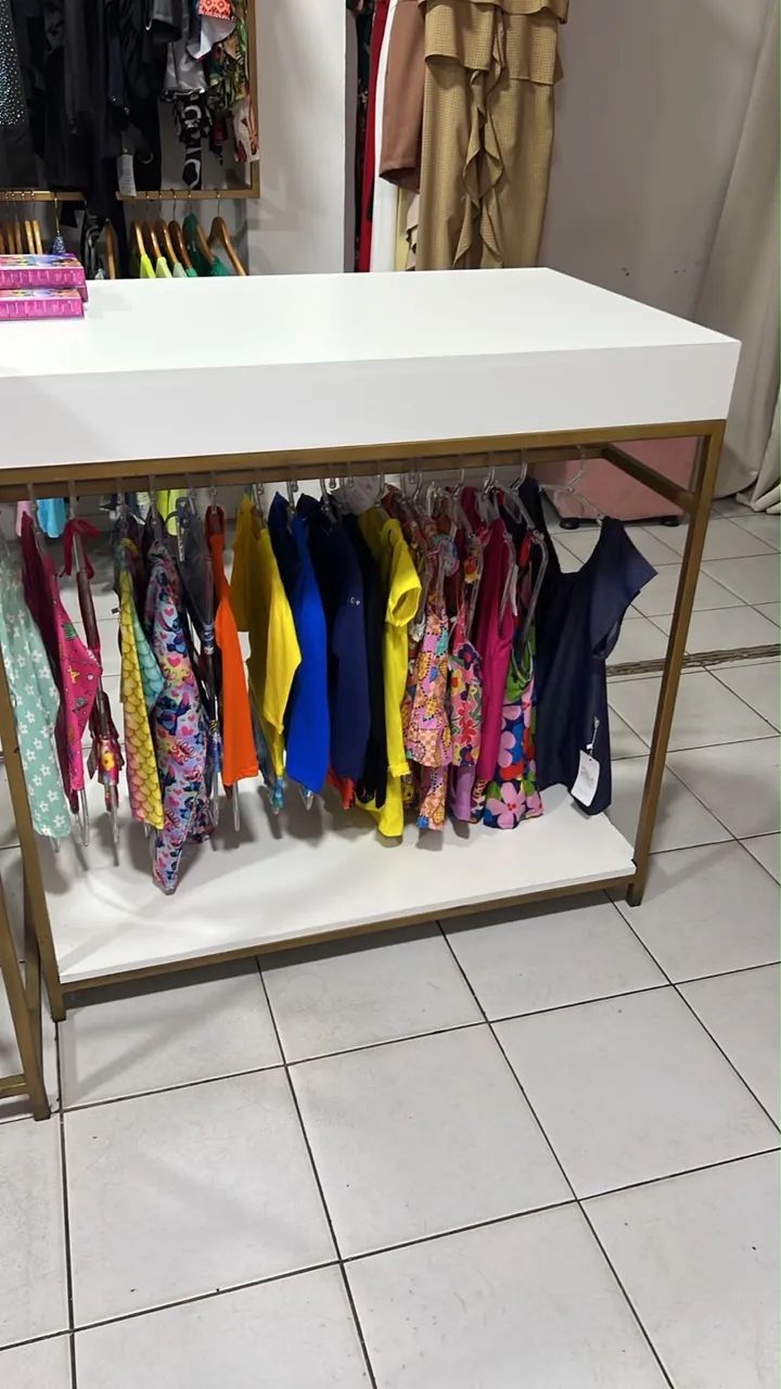 Escada Expositora + Centro de loja - Foto 5