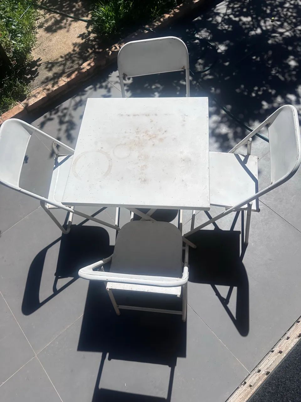 MESA DOBRÁVEL COM 4 Cadeira De Aço.  - Foto 2