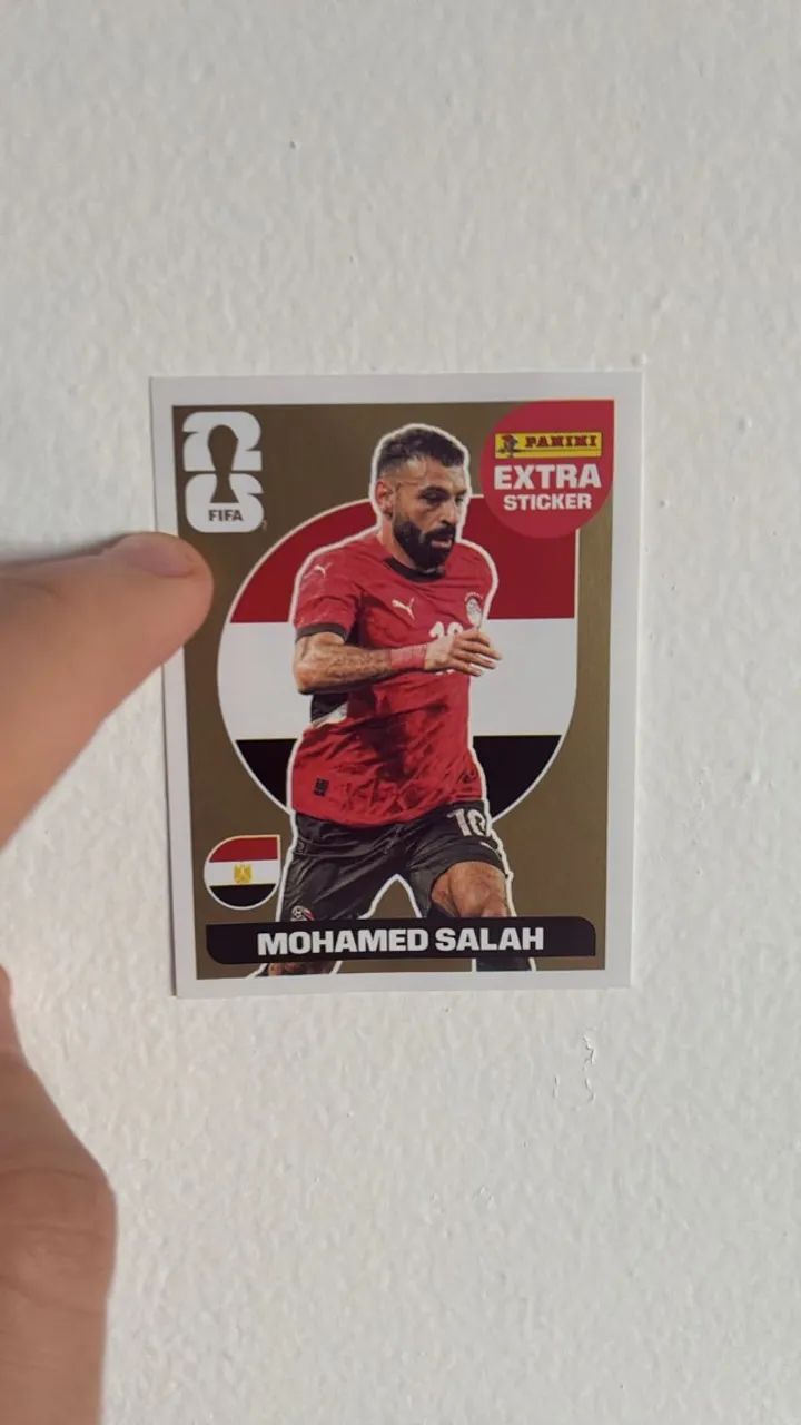 Figurinha Mohamed salah legend dourada - Foto 2