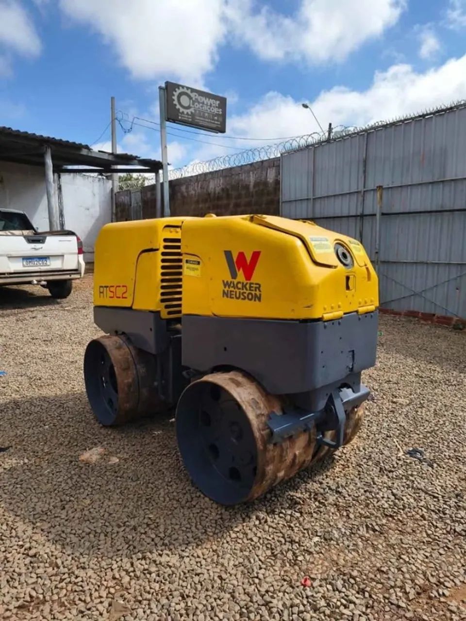 ROLO COMPACTADOR CONTROLE REMOTO