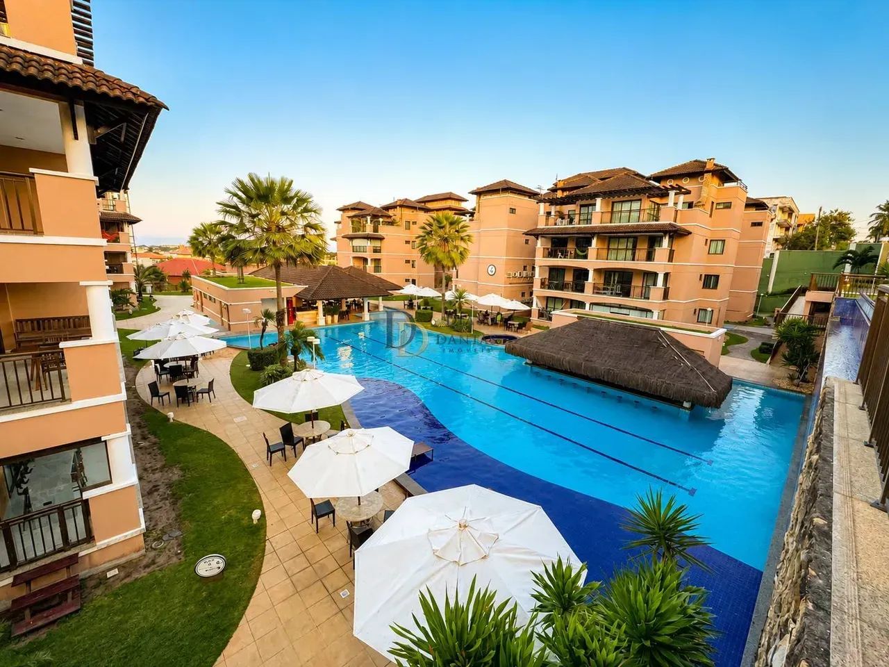 Condomínio Beverly Hills | 2 suítes | Varanda Gourmet | 68m² | Porteira Fechada