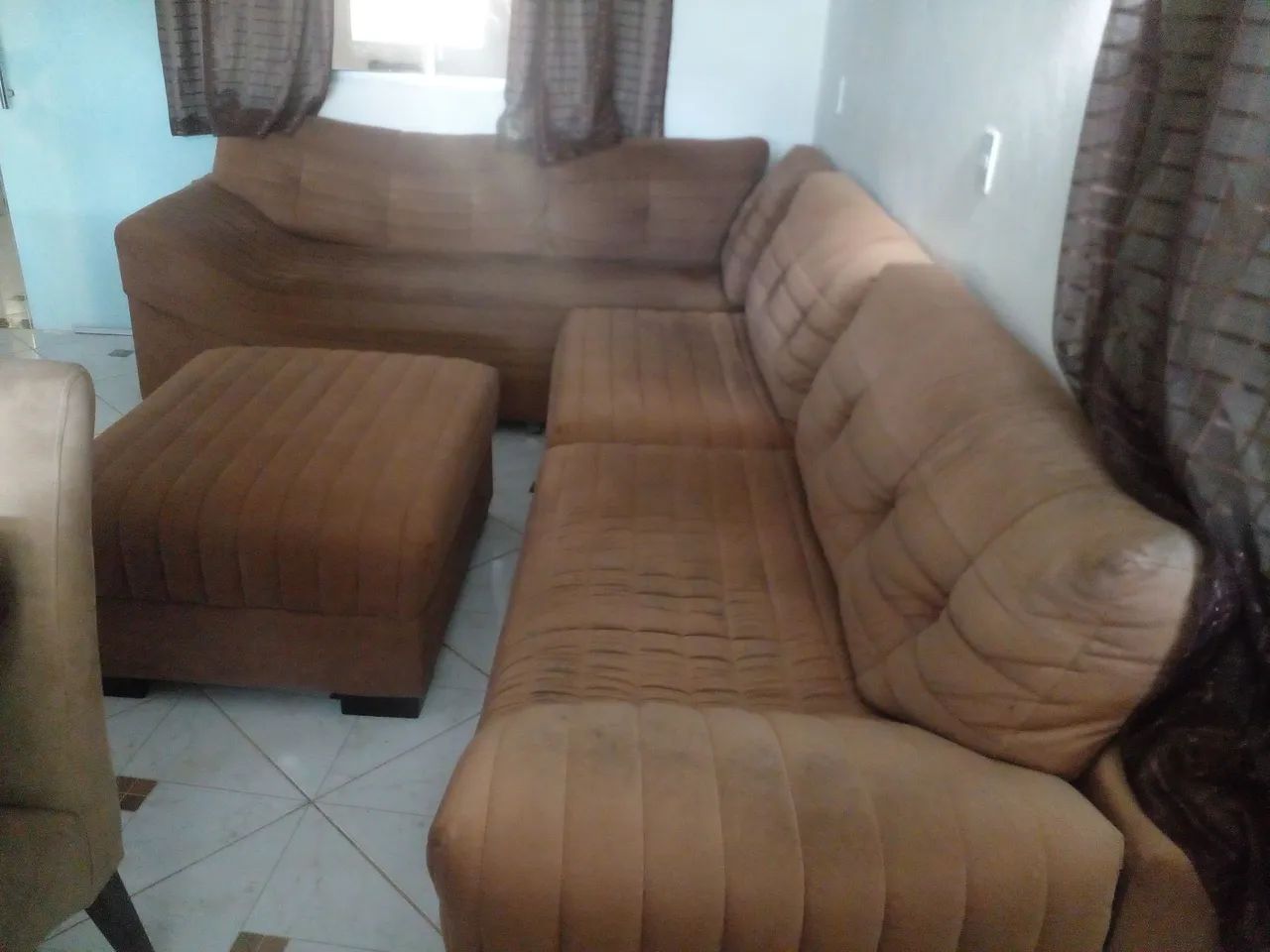 VENDO SOFÁ DIVÃ TECIDO AVELUDO! - Foto 3