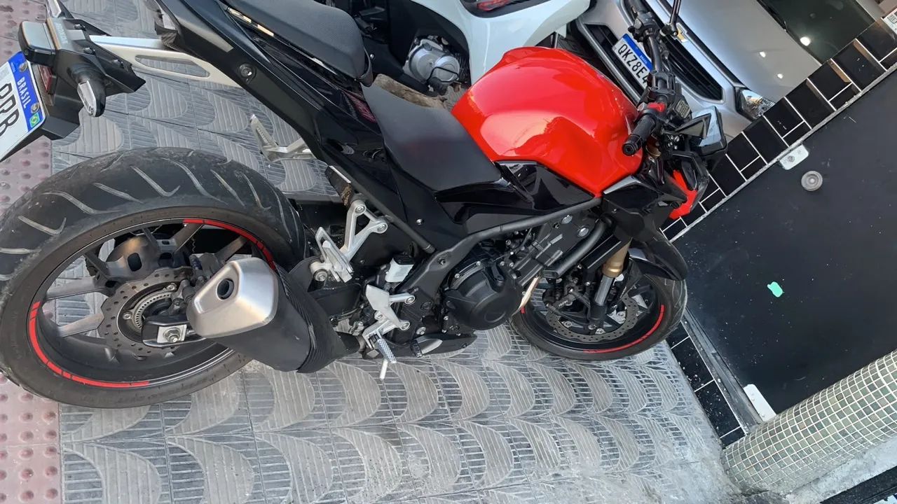 Honda CB 500f 2024