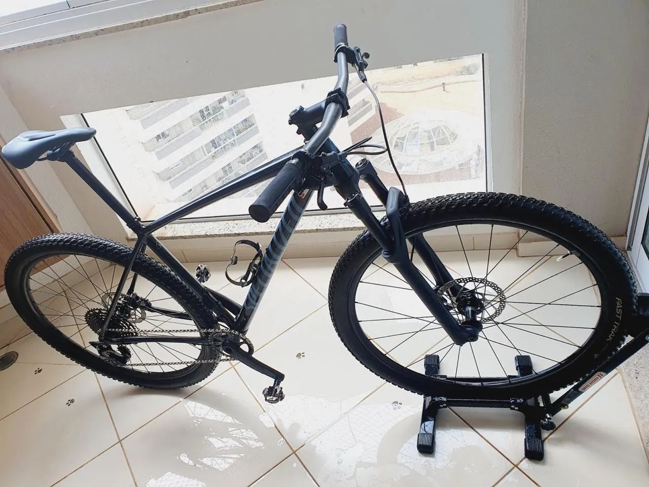 Bicicleta Specialized Chisel 2019