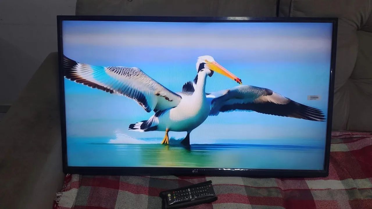 TV LG SMART 43 POLEGADAS  - Foto 5