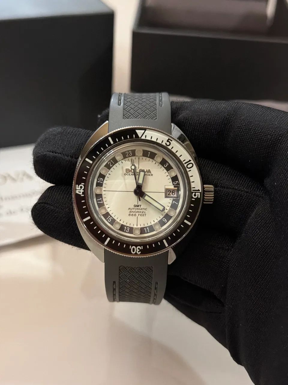 Relógio Bulova Oceanographer gmt usado - Foto 2