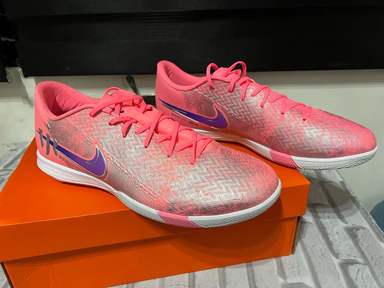 Chuteira Nike  - Foto 4