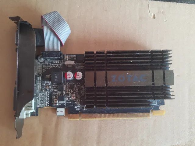 Placa de Vídeo ZOTAC 1Gb