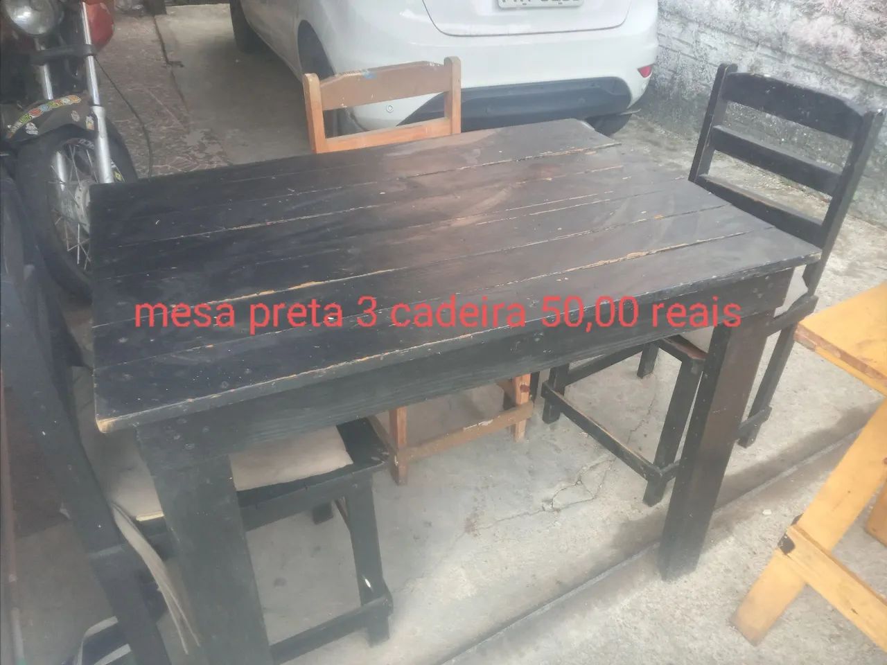 Mesa de madeira 50,00 reais - Foto 3
