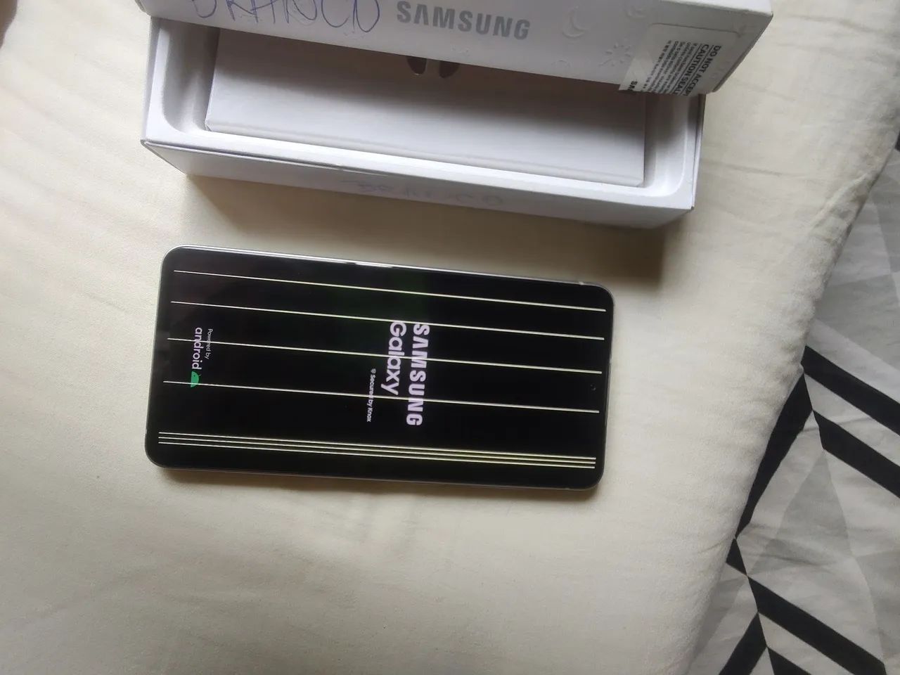 Samsung Galaxy S21FE usado - Foto 3