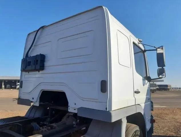 Mb Atego 2425 6x2 ano 2012 - Entrada 35mil - Foto 5