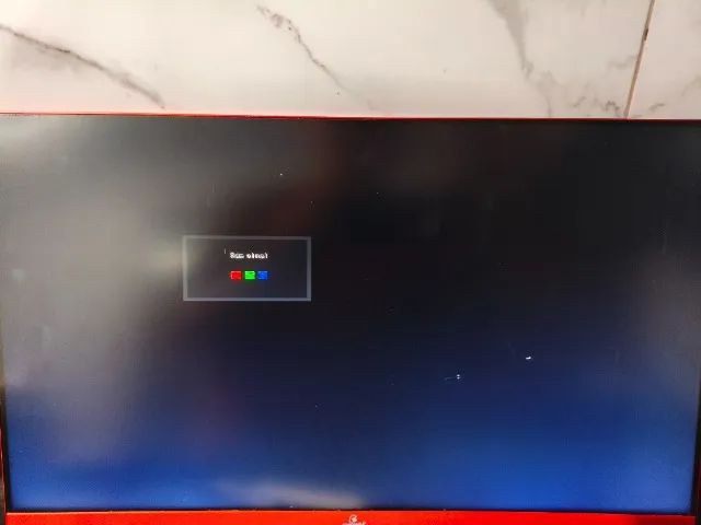 Monitor Concórdia borda vermelha com suporte - Foto 2