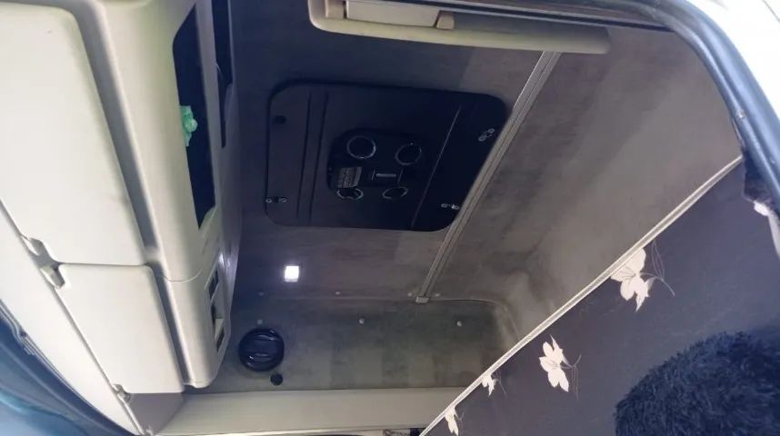 Vw constellation 24250 6x2 ano 2010 - Foto 5