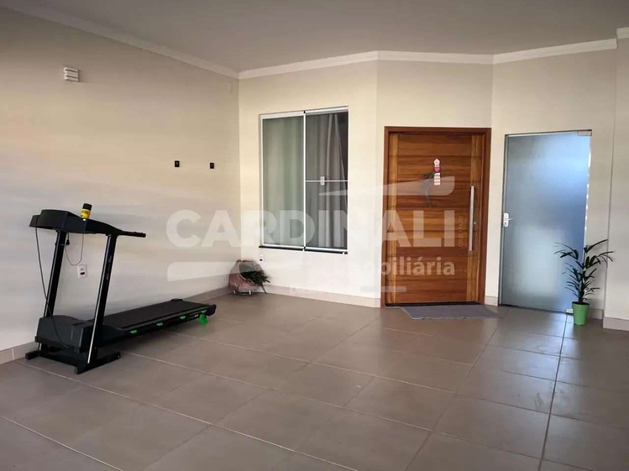 Casa com 3 dormitórios sendo 1 suite com banheira - Foto 2
