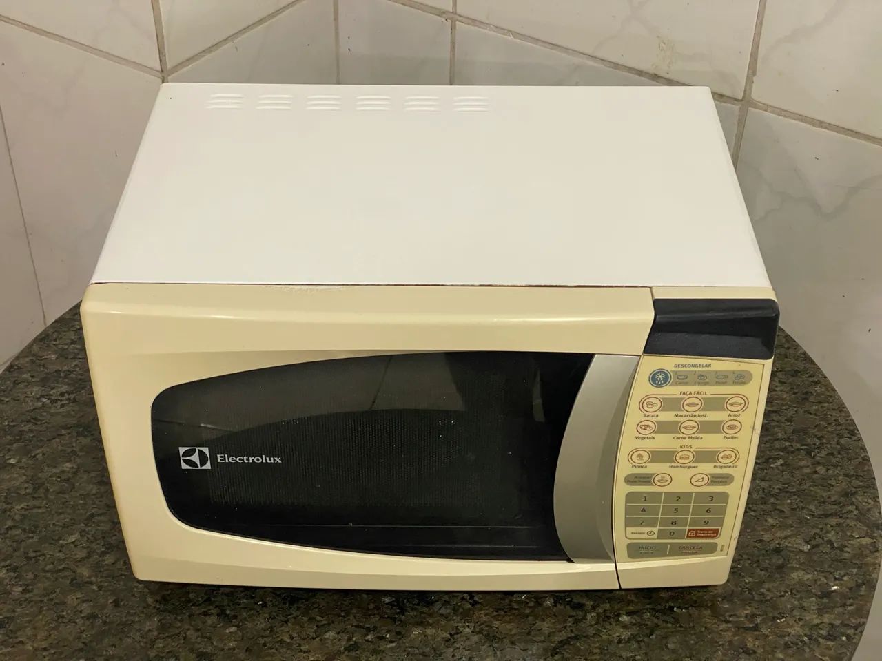 Microondas Electrolux 20 litros - Foto 3