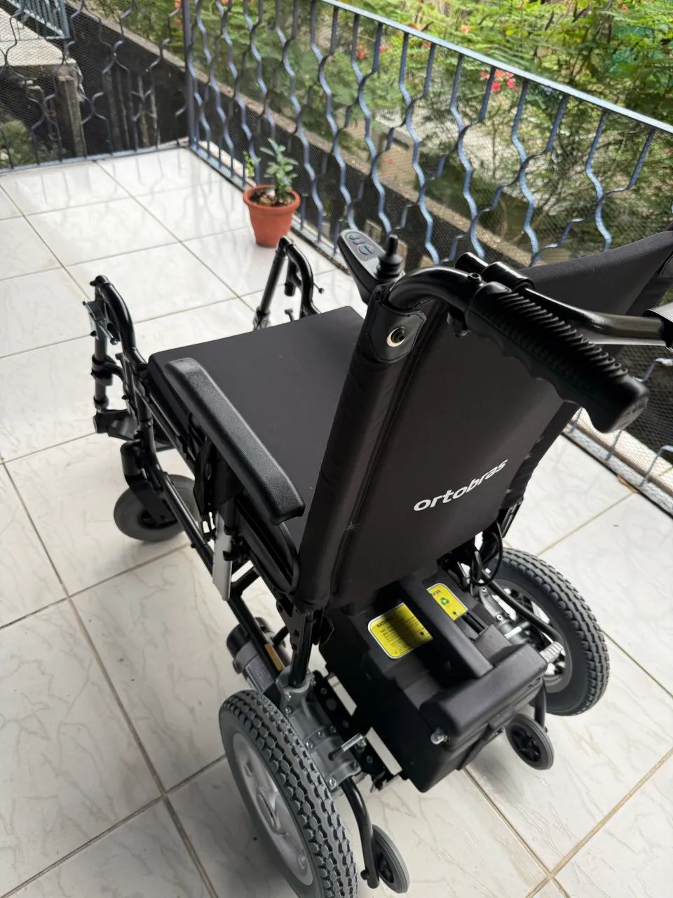 Cadeira de rodas motorizada
