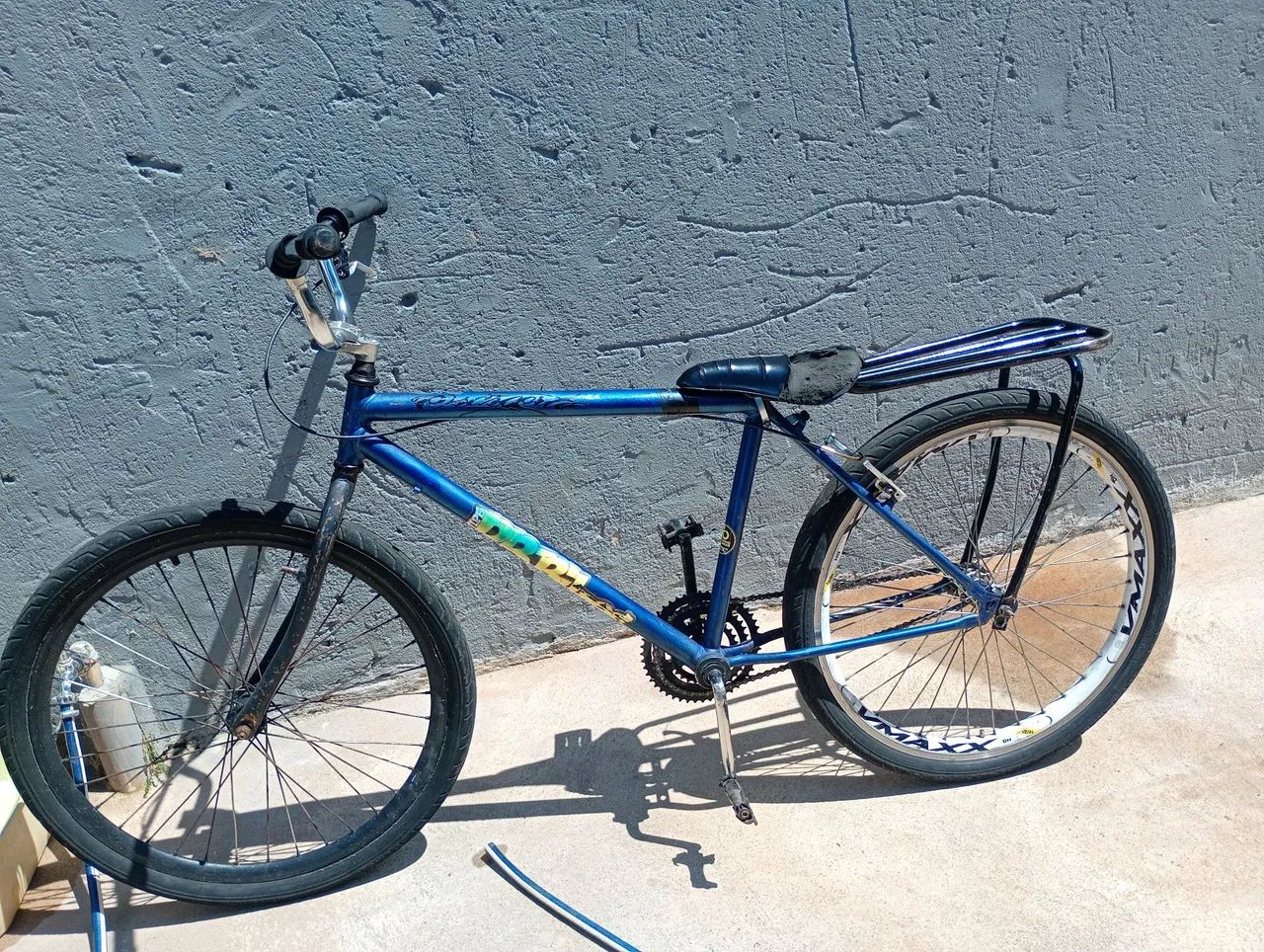 Vendo ou troco montadinha aro 26 - Foto 3