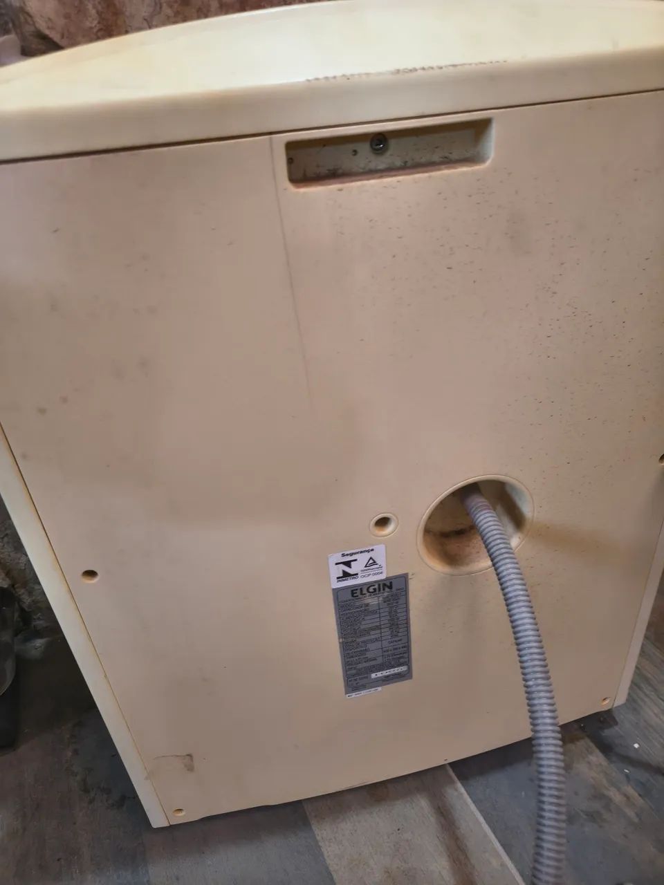 Ar condicionado 7.500 externo compacto Elgin 