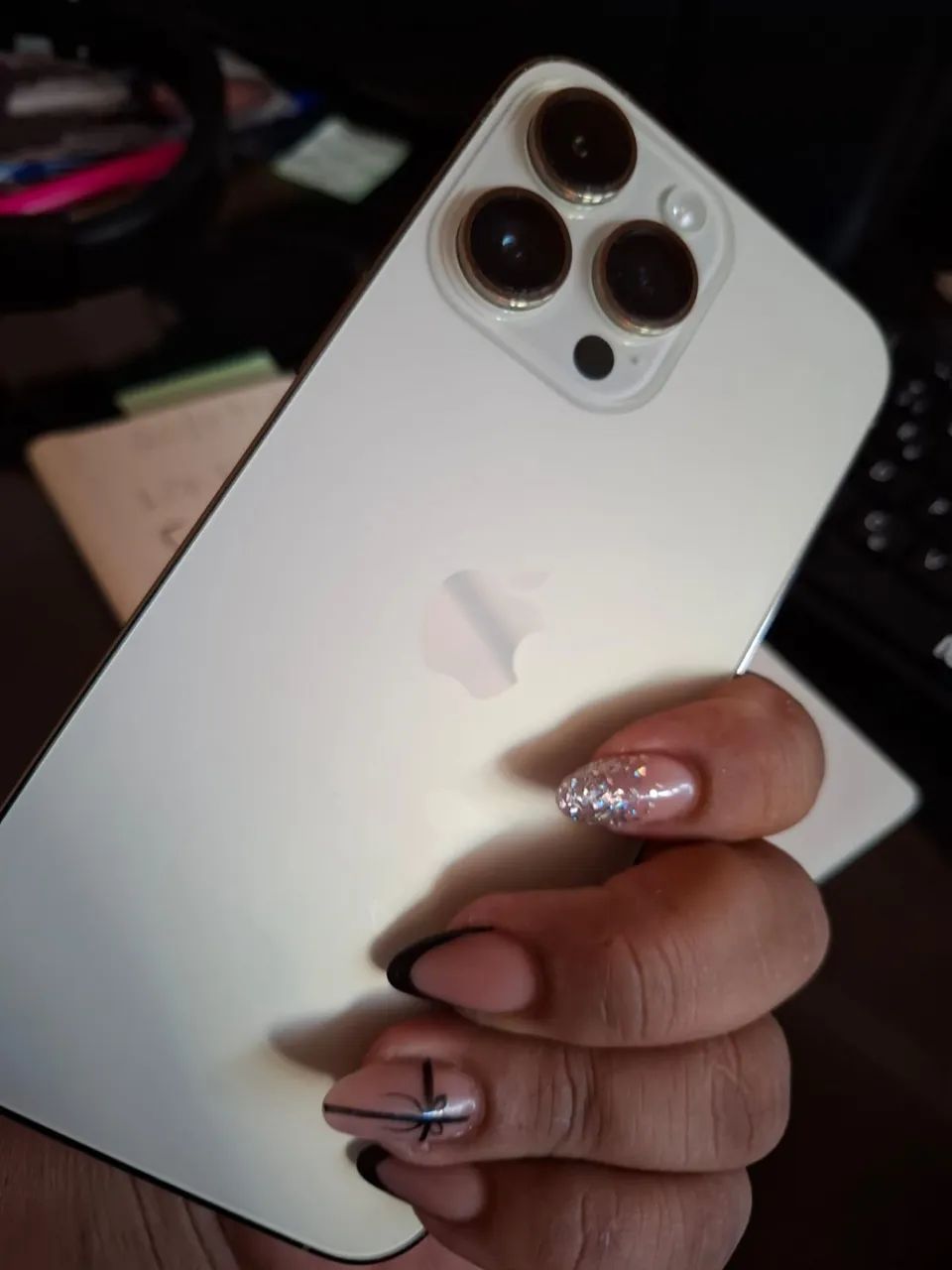 Vendo iPhone 14 Pro Max gold  - Foto 2
