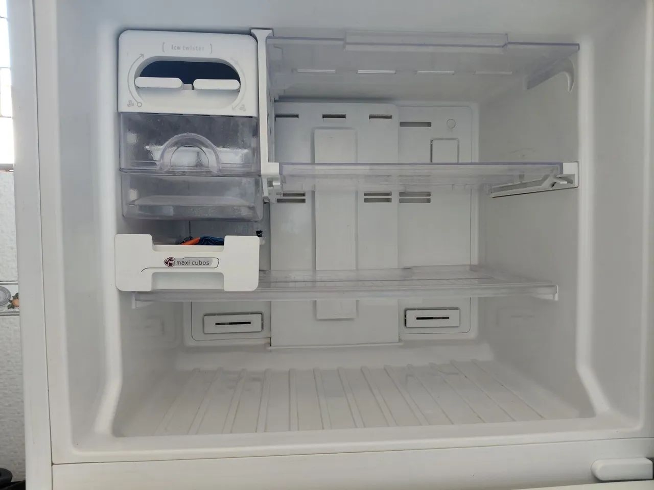 Vendo geladeira  - Foto 2