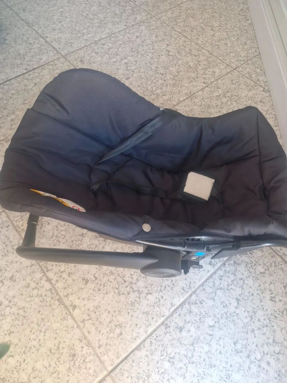 Bebê Conforto Preto para Carro - Foto 2