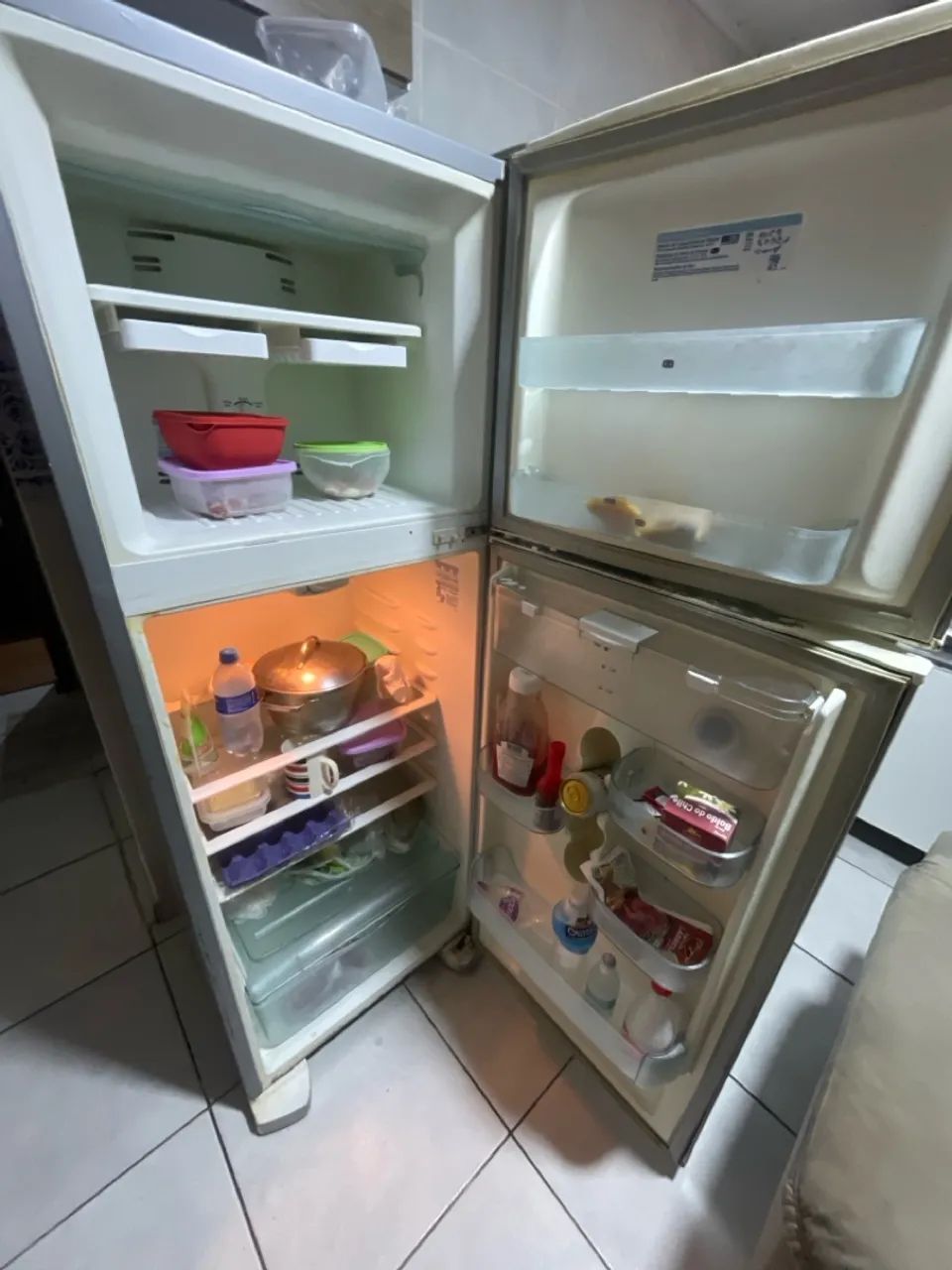 Geladeira Eletrolux - preciso vender rápido  - Foto 3