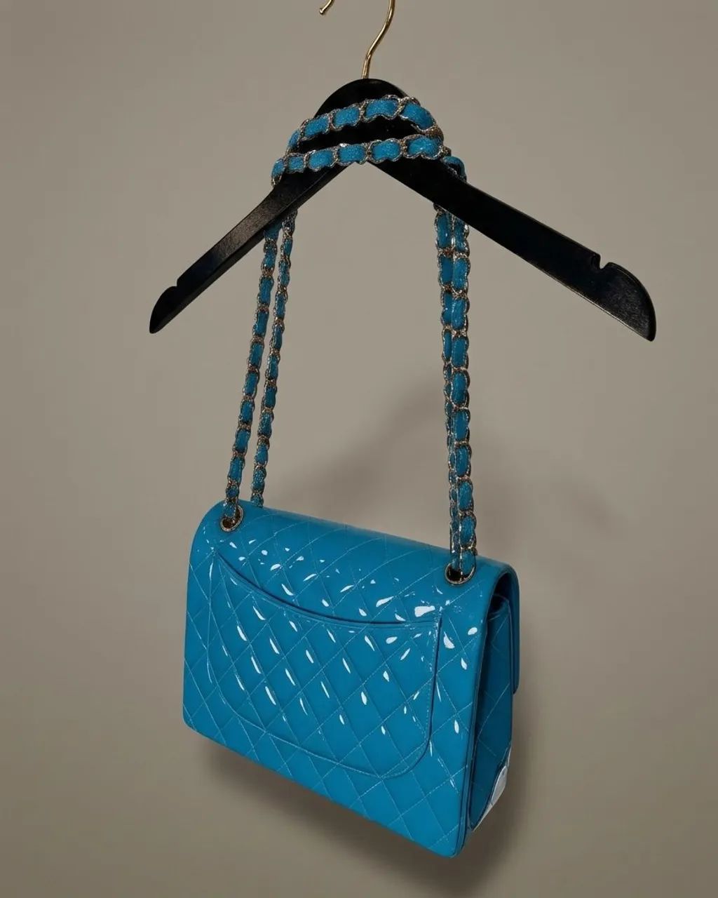 Bolsa Chanel Classic Flap em Verniz Turquesa - Foto 3