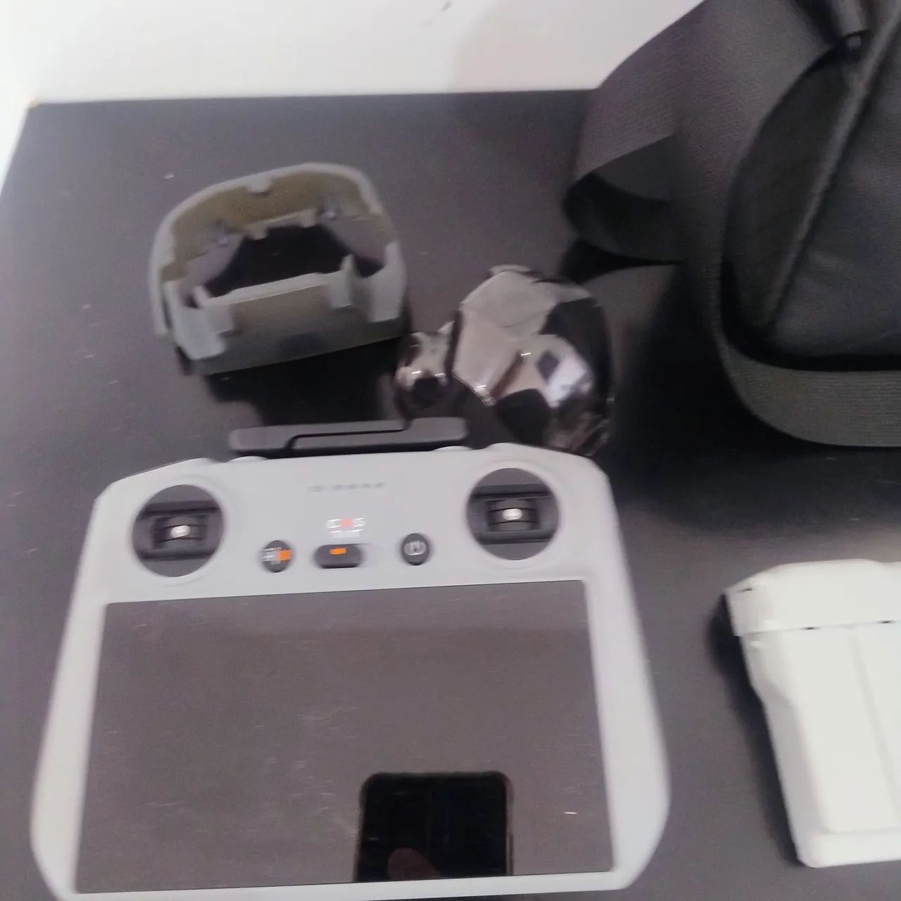Drone DJI Mimi 4 Pro combo  - Foto 3