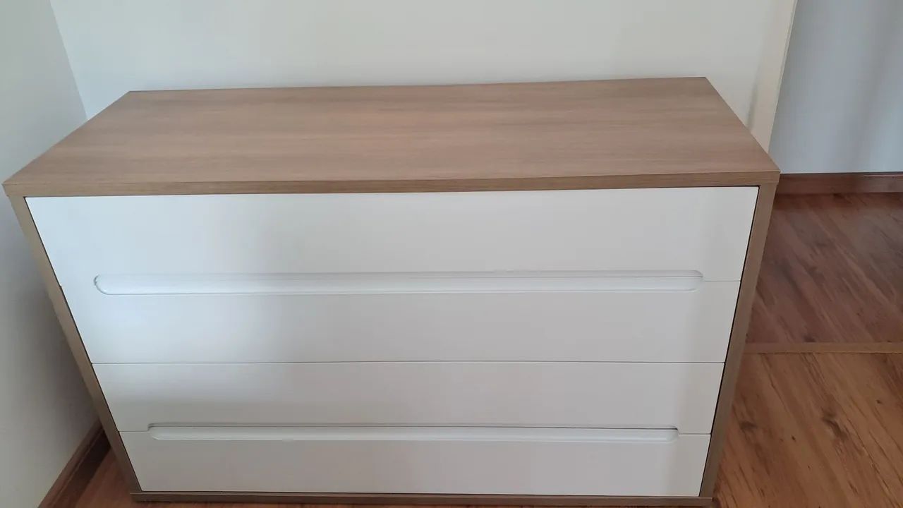 Cômoda 1.15por 20 cm 