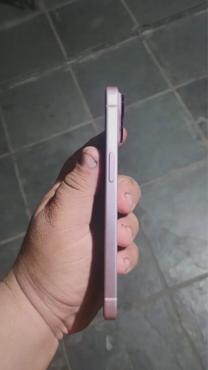 iPhone 15 / 128GB - Foto 5