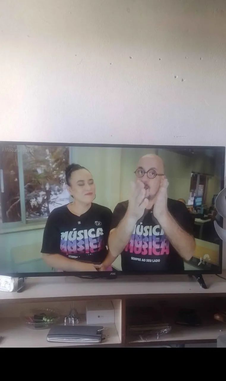 Tv 43 polegadas , negocio o valor 