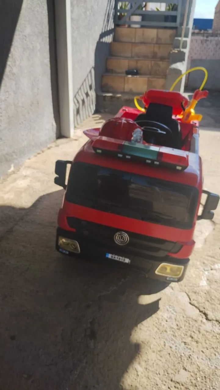 Caminhão de Bombeiro Elétrico 