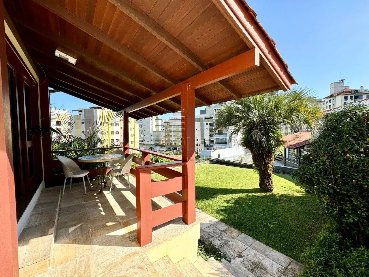 Casa com amplo terreno e 4 dormitórios em Itaguaçu - Foto 5