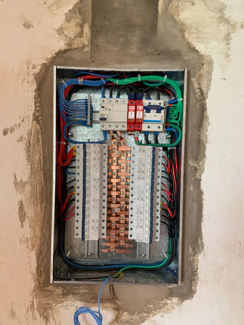 Ar condicionado e elétrica 