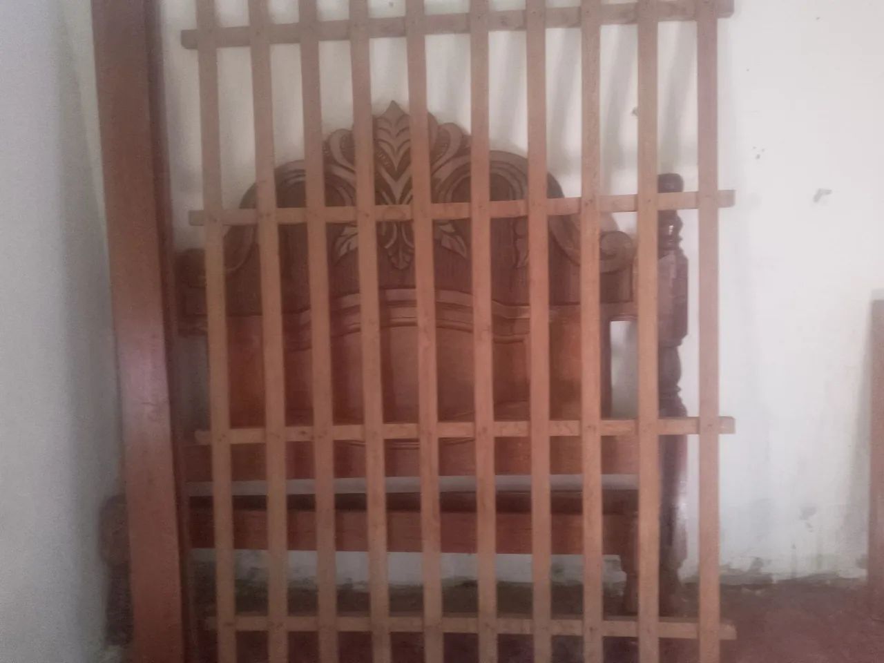 Vende-se grade de cama usada só uma vez  - Foto 2