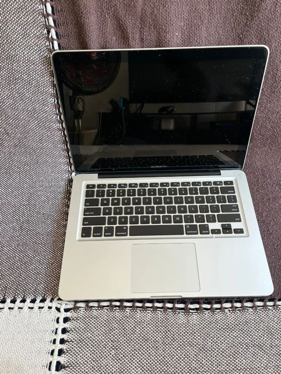 ※仮想、MacBook Pro,2015,13インチ、OS,Sequoia Eis os Macs compatíveis com o macOS Sequoia 15 - MacMagazine