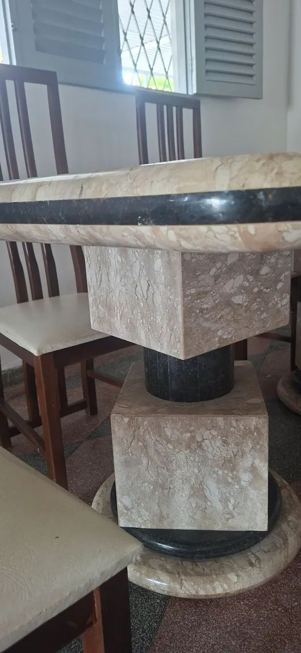 Mesa de Jantar em mármore travertino + 6 cadeiras - Foto 2