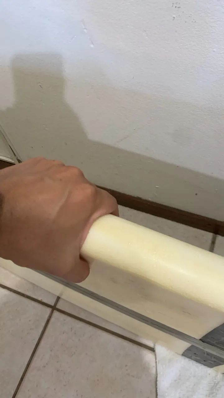 Prancha 5'8 Top Sem amassado bom estado - Foto 4