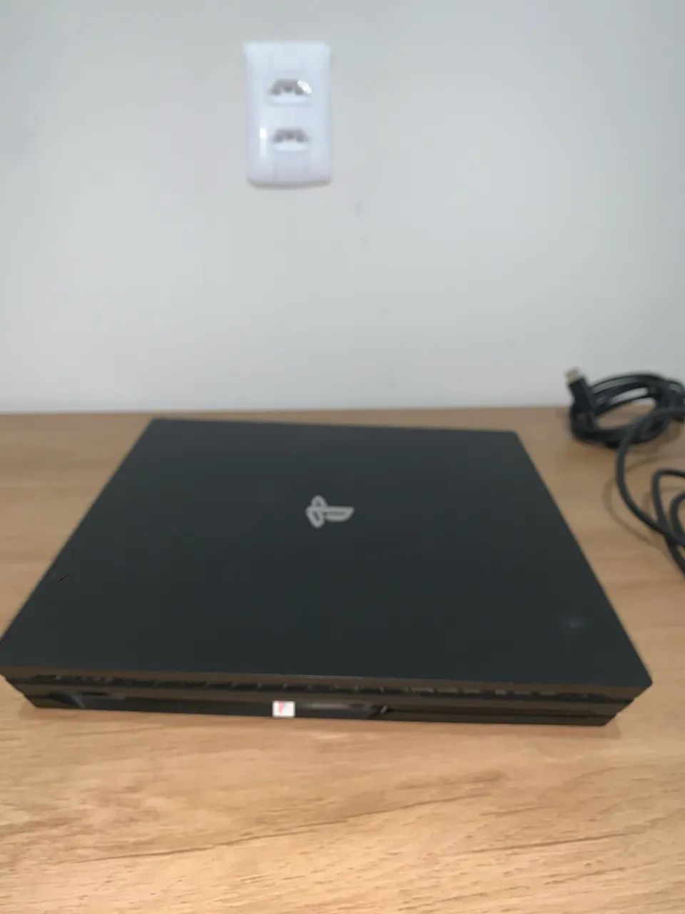 Ps4 PRO 1TB JOGO E 1 CONTROLE ORIGINAL - Foto 3