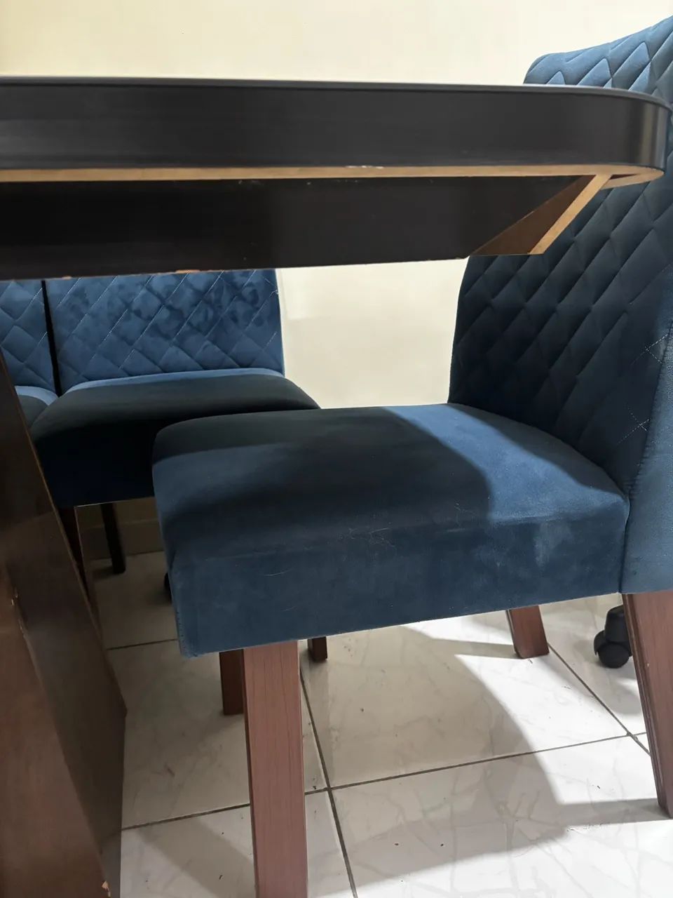 Mesa de luxo com 6 cadeiras camurça  - Foto 3