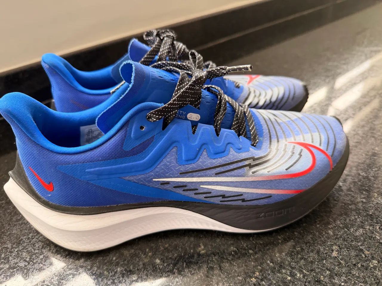 Tênis  Nike Zoom Gravity 2.0