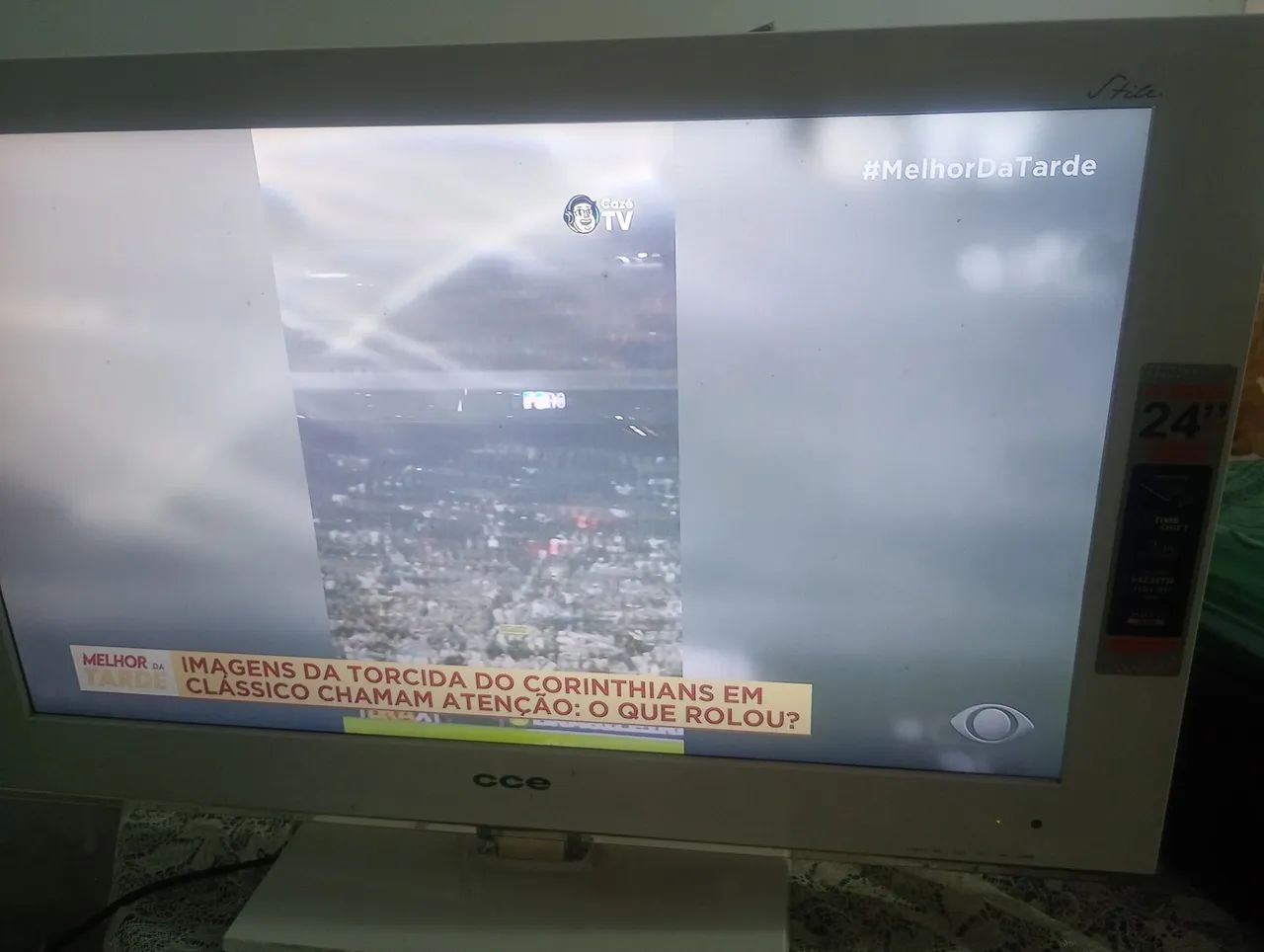 Monitor tv CCE 24 polegadas com conversor integrado 