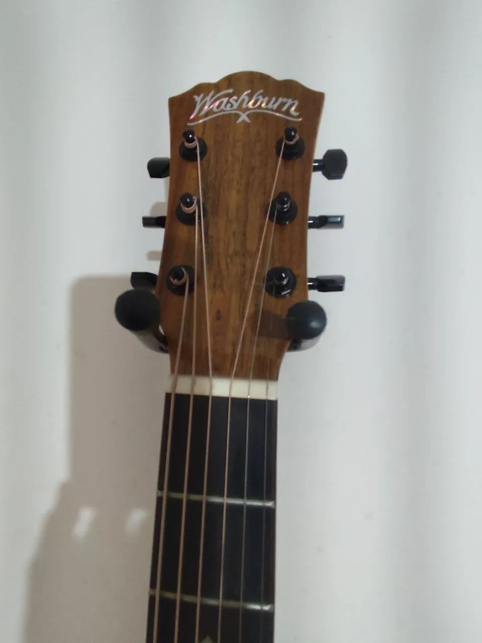 Violão ótimo