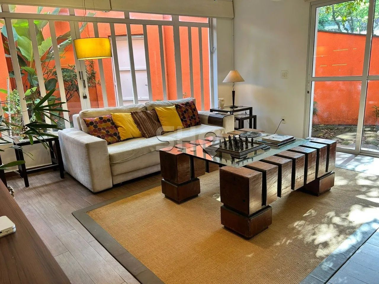 Vila Madalena, sobrado, rua tranquila, 3 suites, 2 vgs - Foto 2