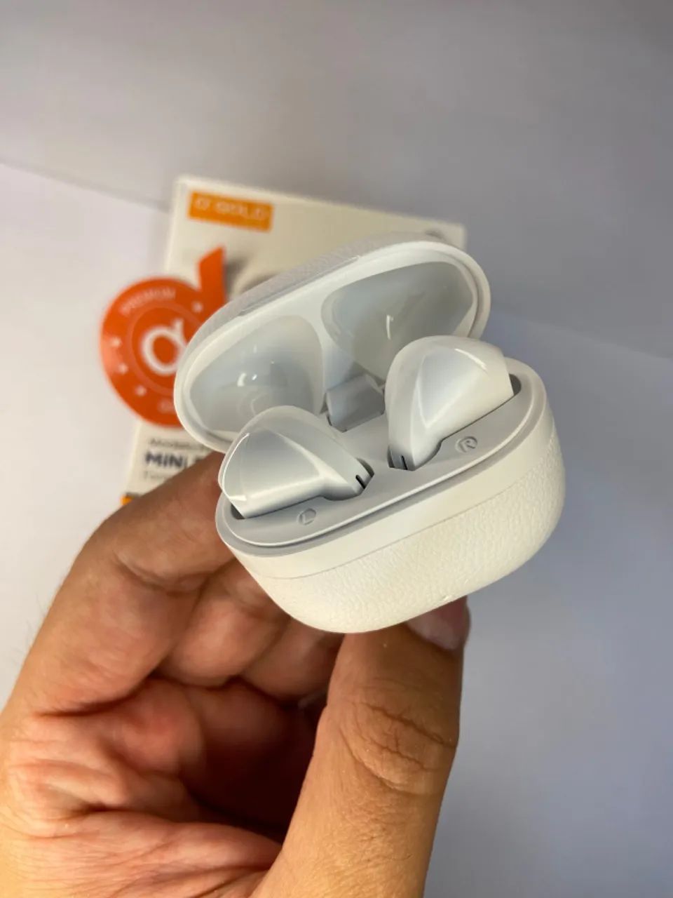 Fone de Ouvido Bluetooth FN-BK3 Wireless A?Gold Plus branco