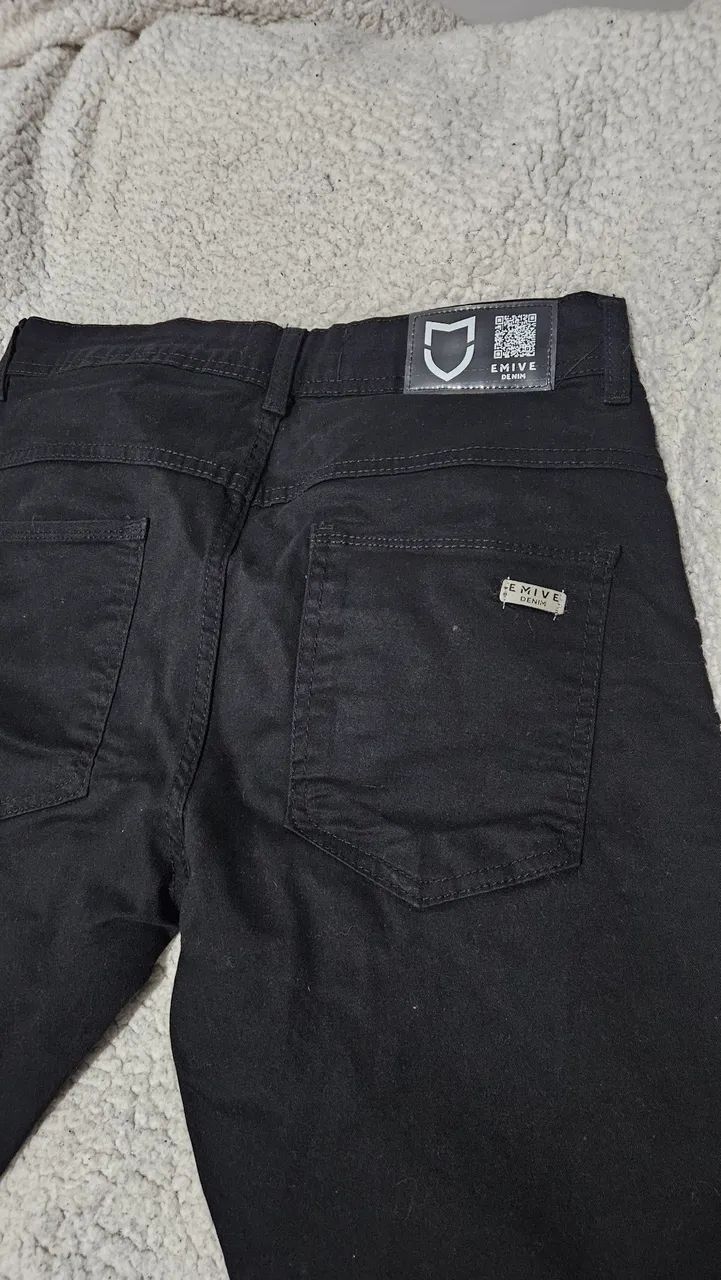 Calça super skinny preta EMIVE - Foto 2